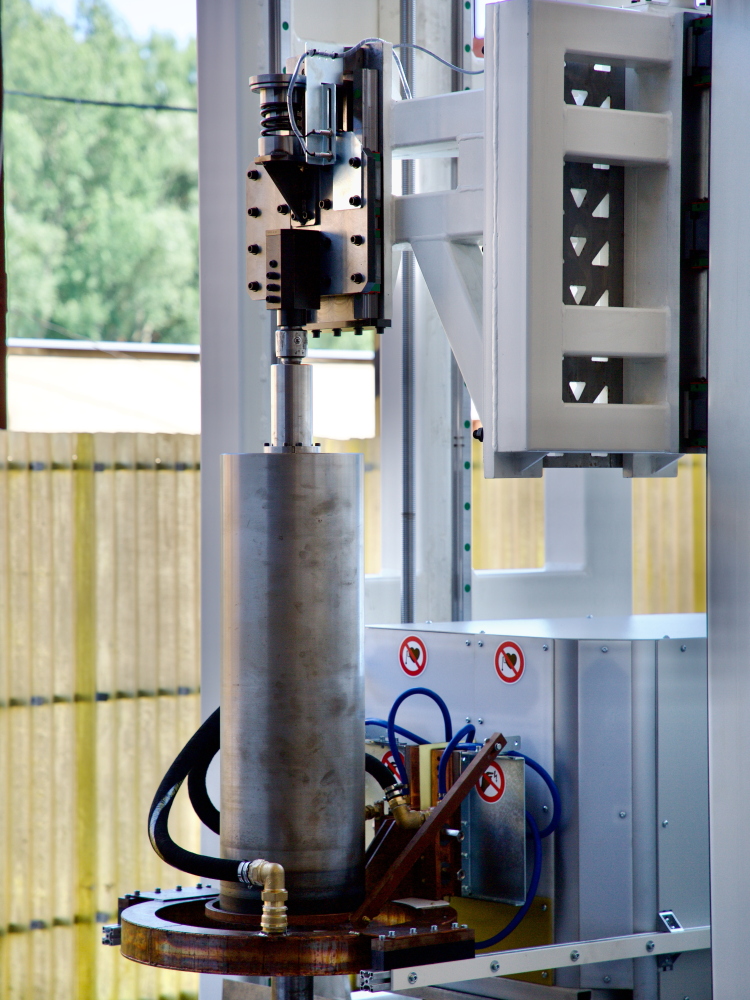 2025-08-07_9477_kalici_stroj_web