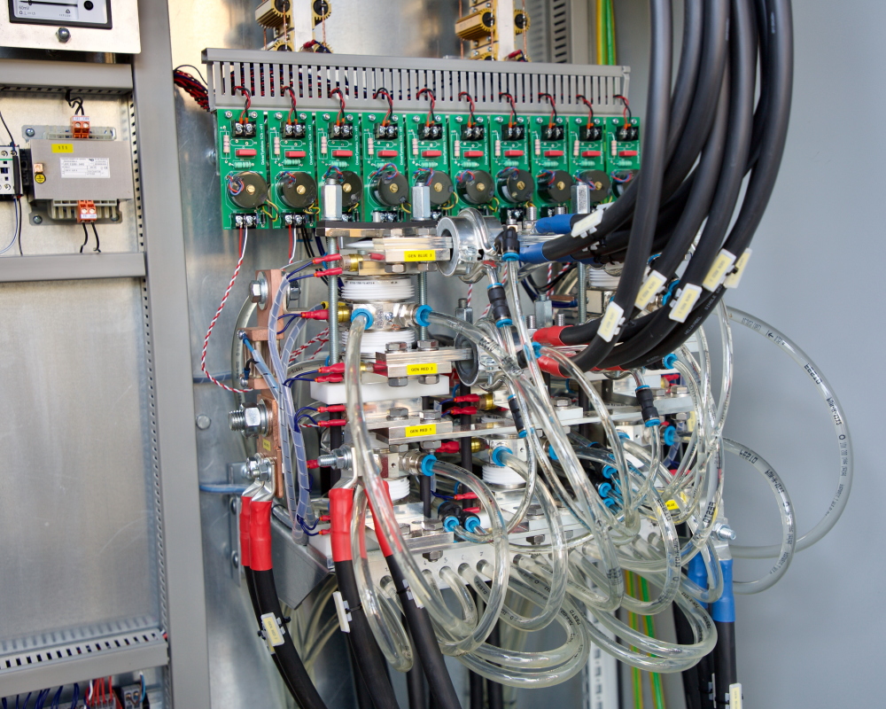 2025-08-07_9563_kalici_stroj_web