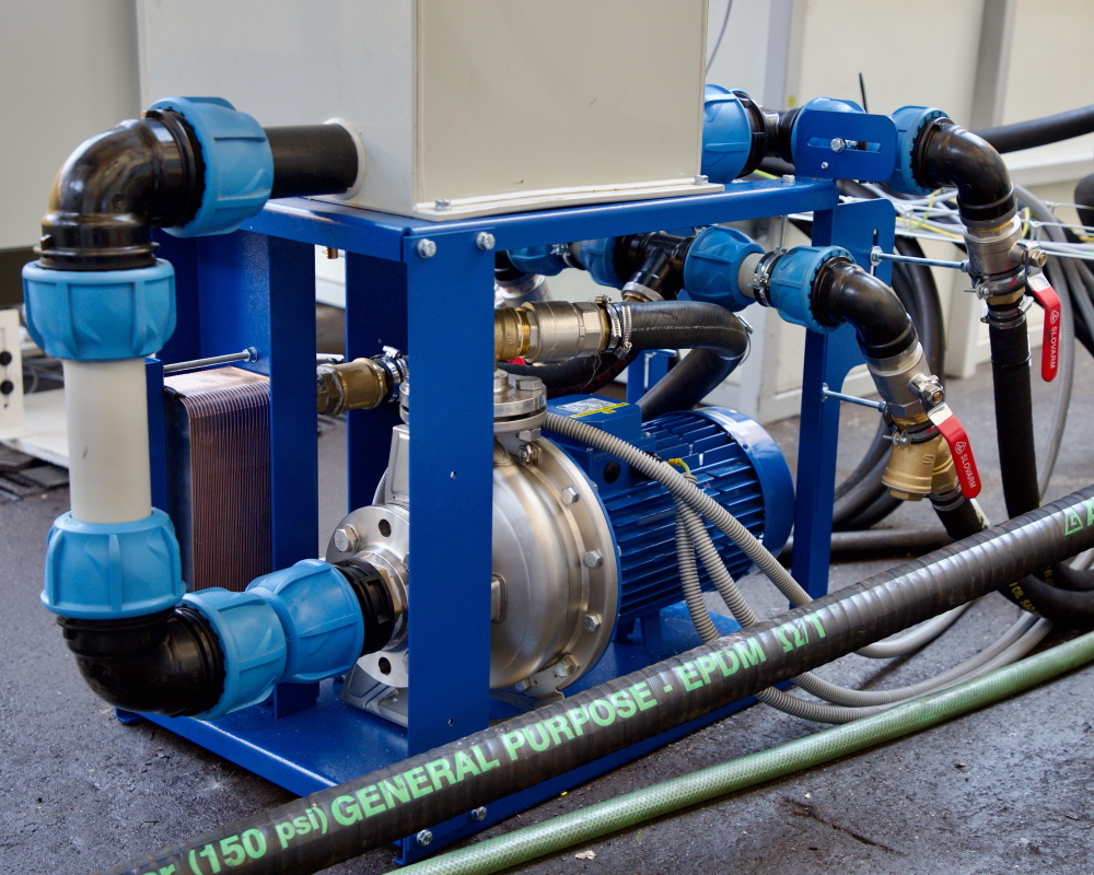 2025-08-07_9525_kalici_stroj_web