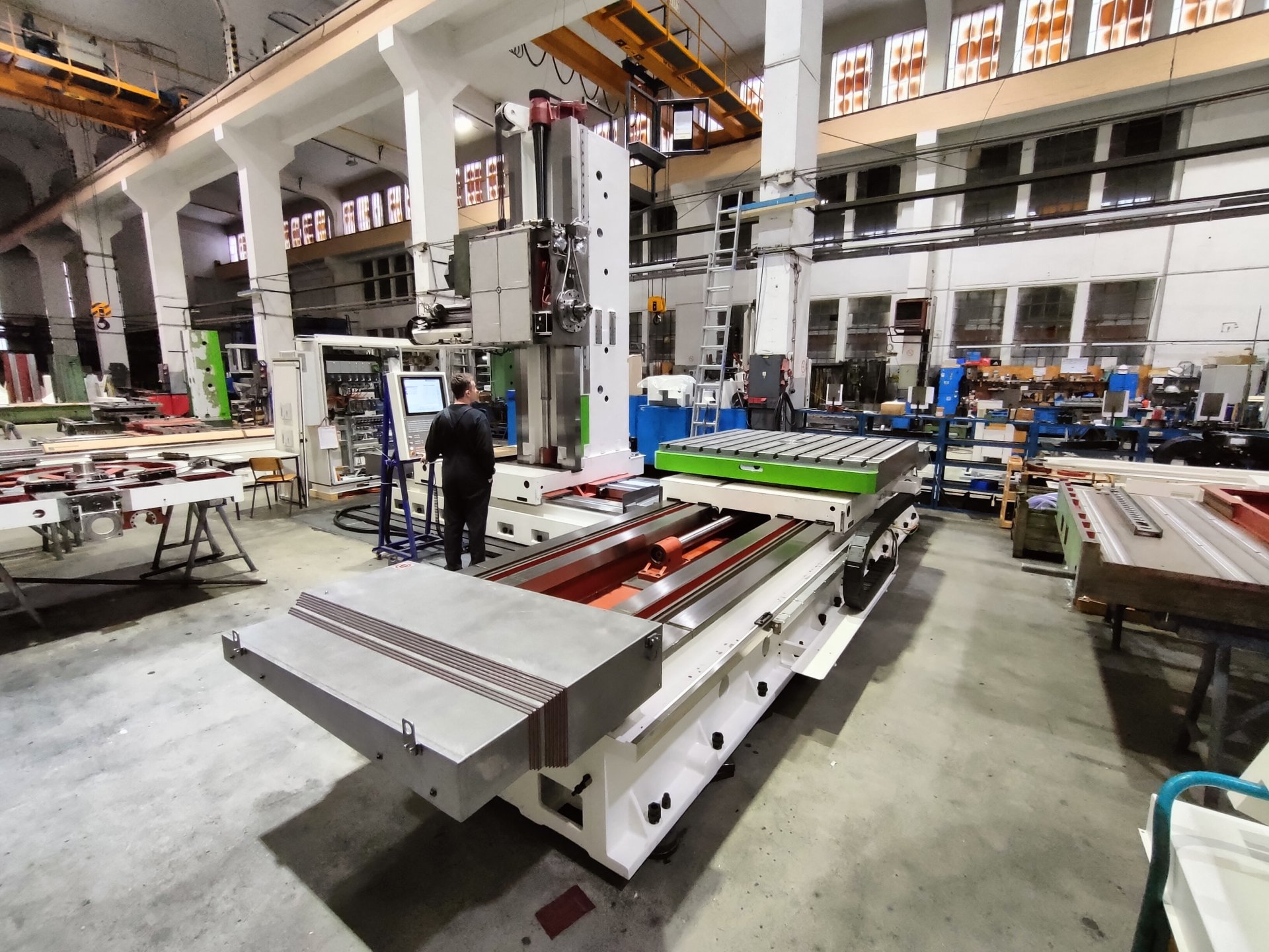 a_2025-11-26_whn13cnc-go-2025_ (7)