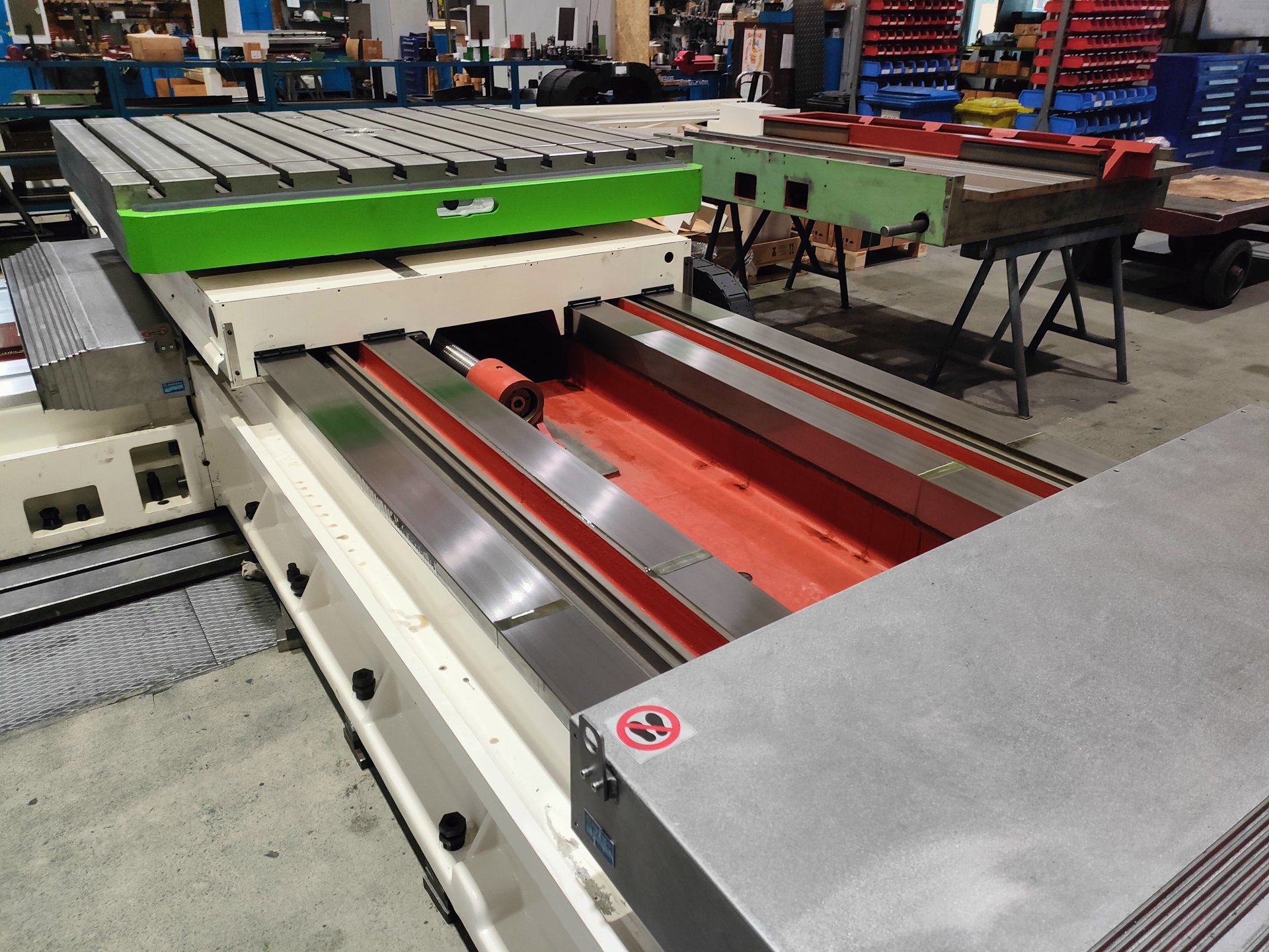 b_2025-11-26_whn13cnc-go-2025_ (10)