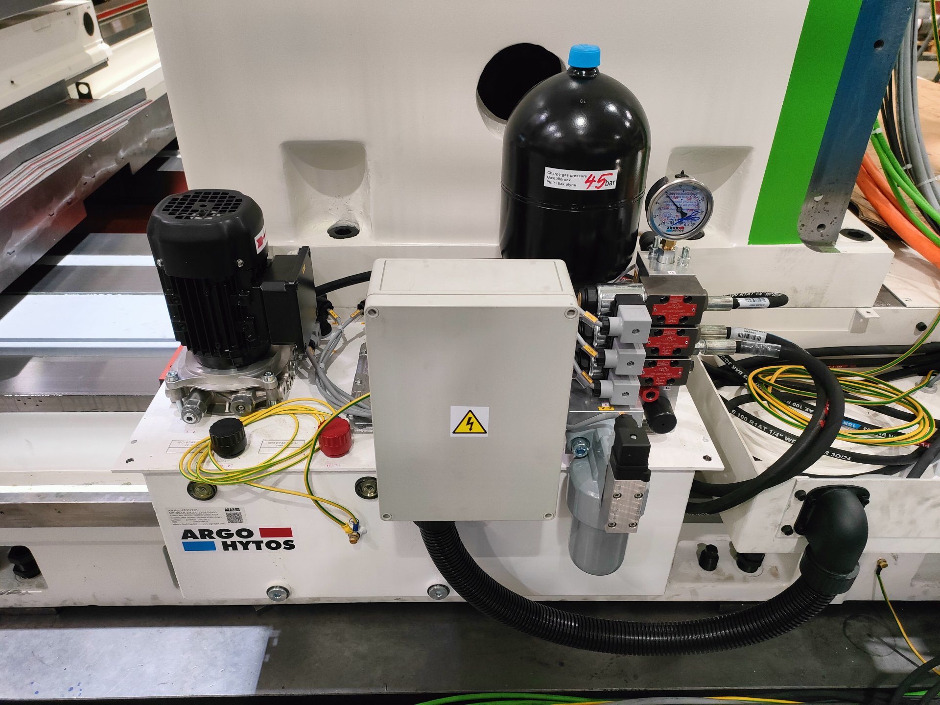 b_2025-11-26_whn13cnc-go-2025_ (8)