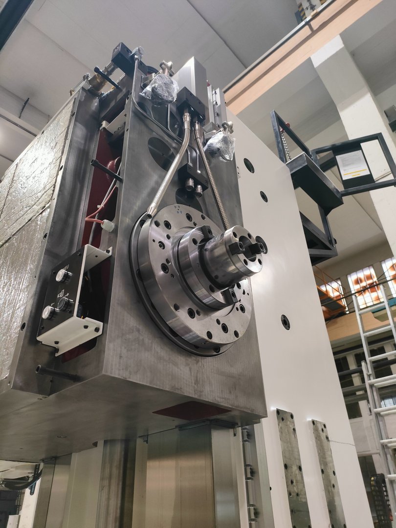 b_2025-11-26_whn13cnc-go-2025_ (4)