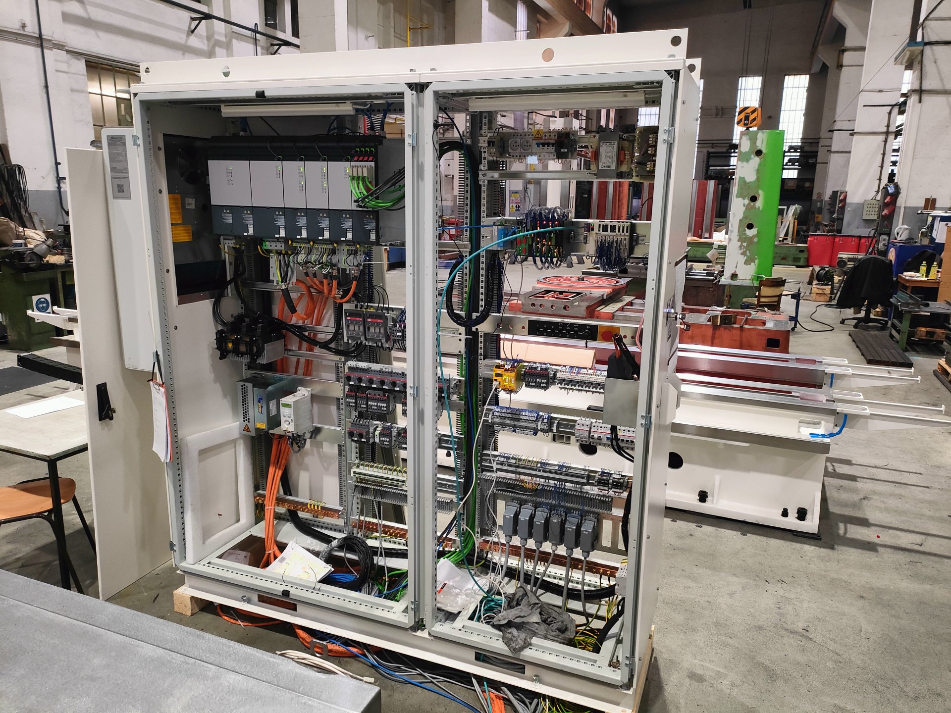 c_2025-11-26_whn13cnc-go-2025_ (26)